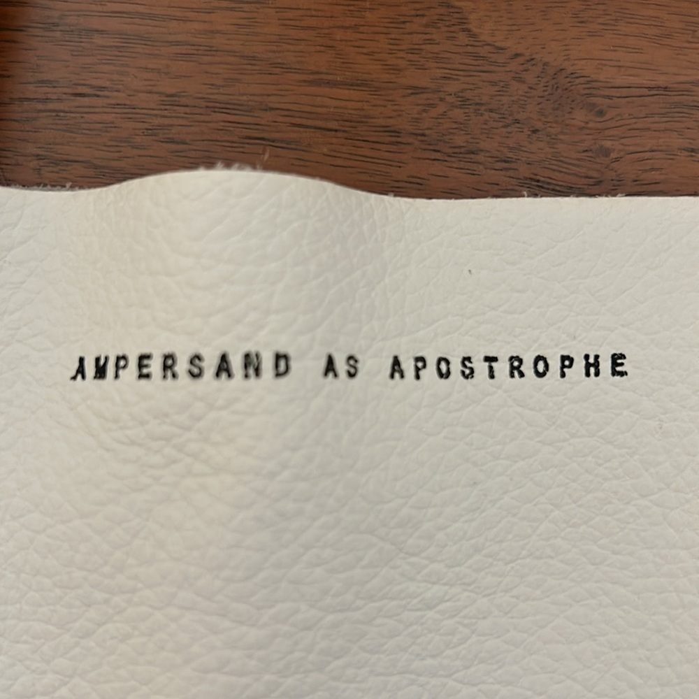 Ampersand As Apostrophe White Leather Tote Bag - Picture 4 of 13